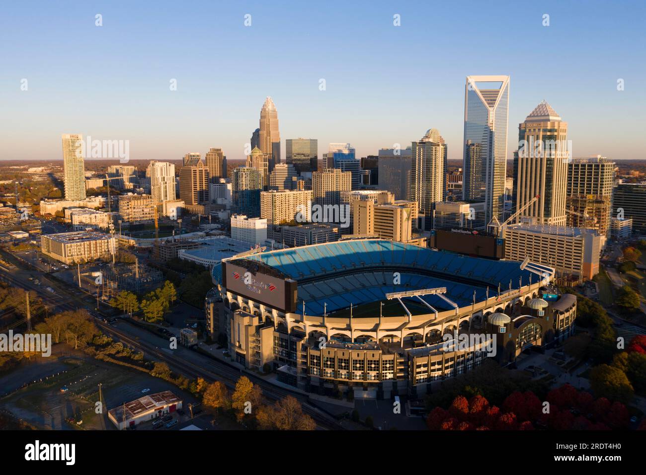 Das Bank of America Stadium beherbergt die Carolina Panthers der NFL in Charlotte, NC Stockfoto