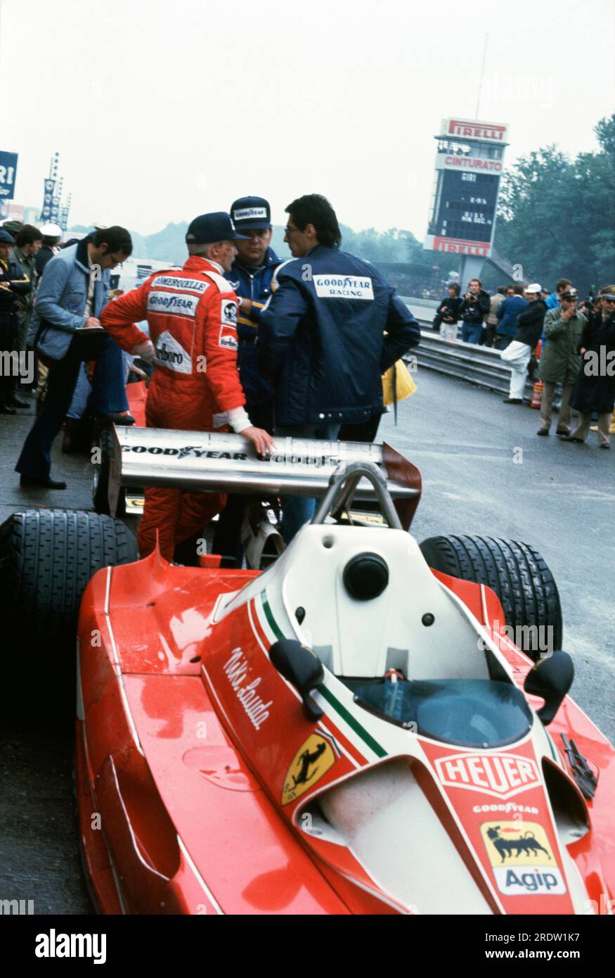 Niki lauda 1976 Fotos und Bildmaterial in hoher Auflösung Alamy