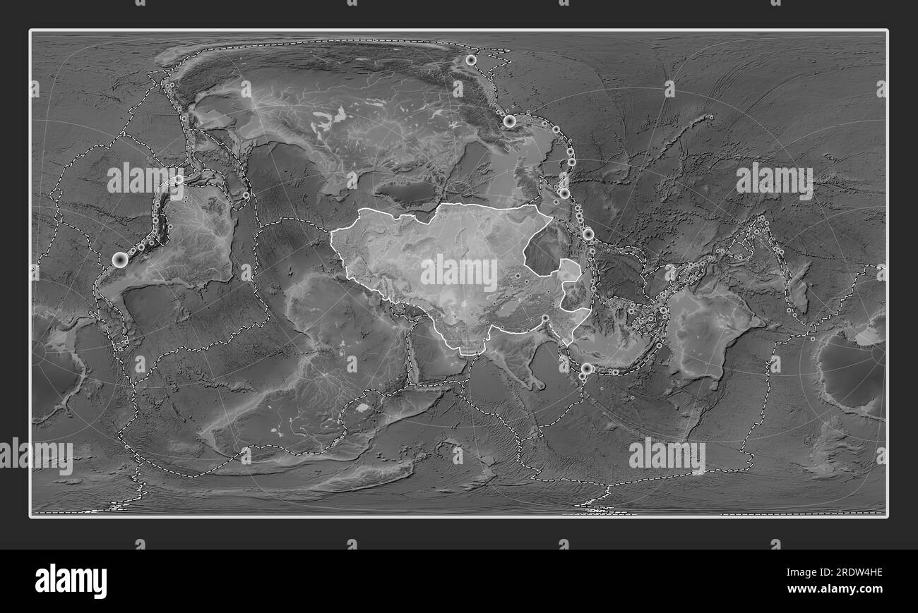 Die eurasische tektonische Platte auf der Grauskala-Elevationskarte in der zylindrischen schrägen Projektion nach Patterson, die meridional und latitudinal zentriert ist. Locati Stockfoto