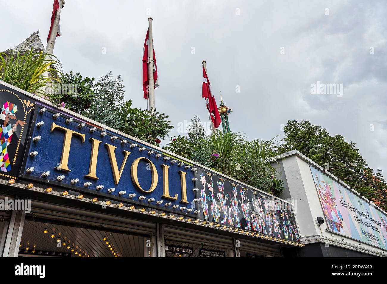 Entrence to the danish amusement Park Tivoli in Copenhagen, Dänemark, 6. Juli 2023 Stockfoto
