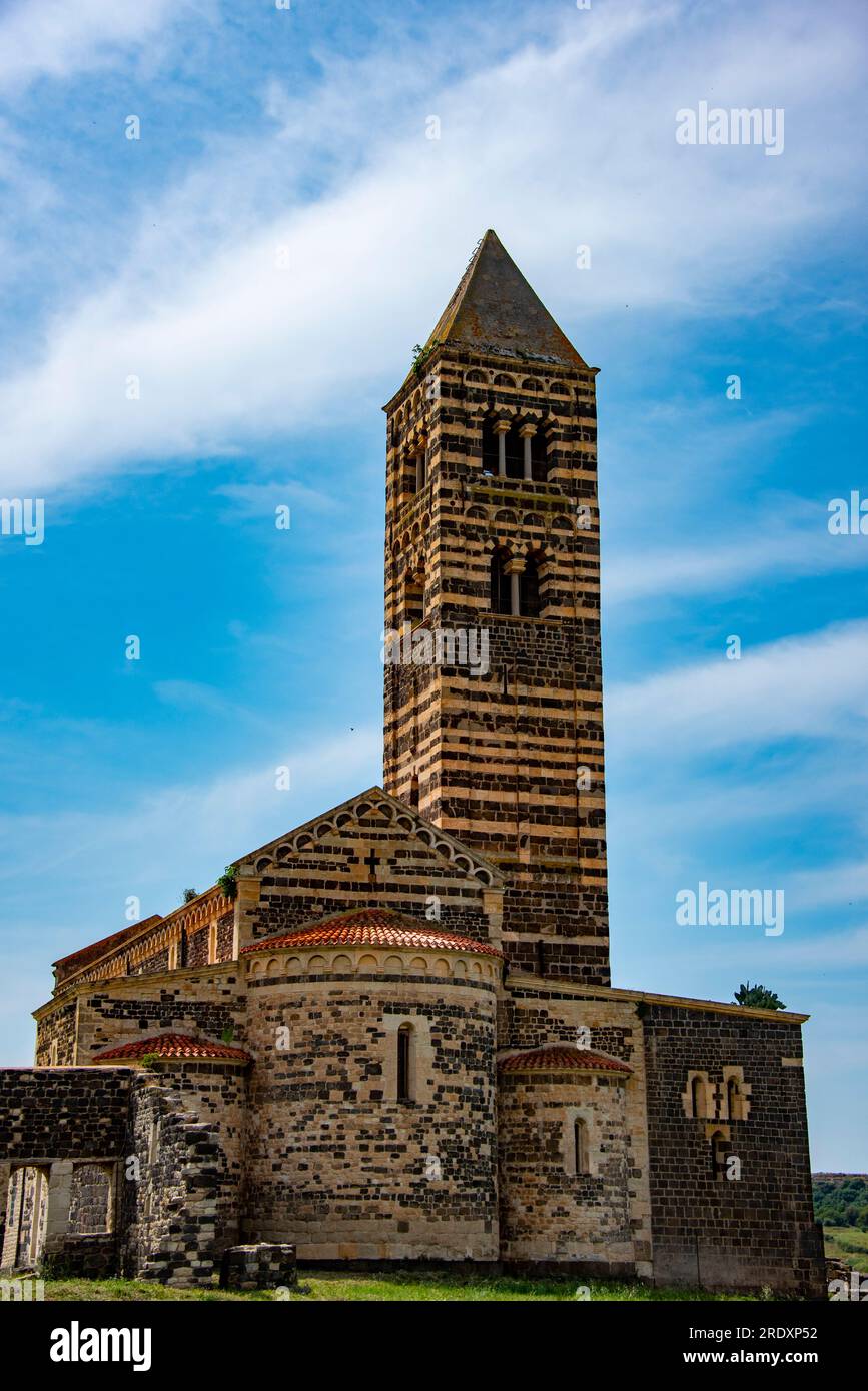 Kirche der Heiligen Dreifaltigkeit Saccargia - Sardinien - Italien Stockfoto