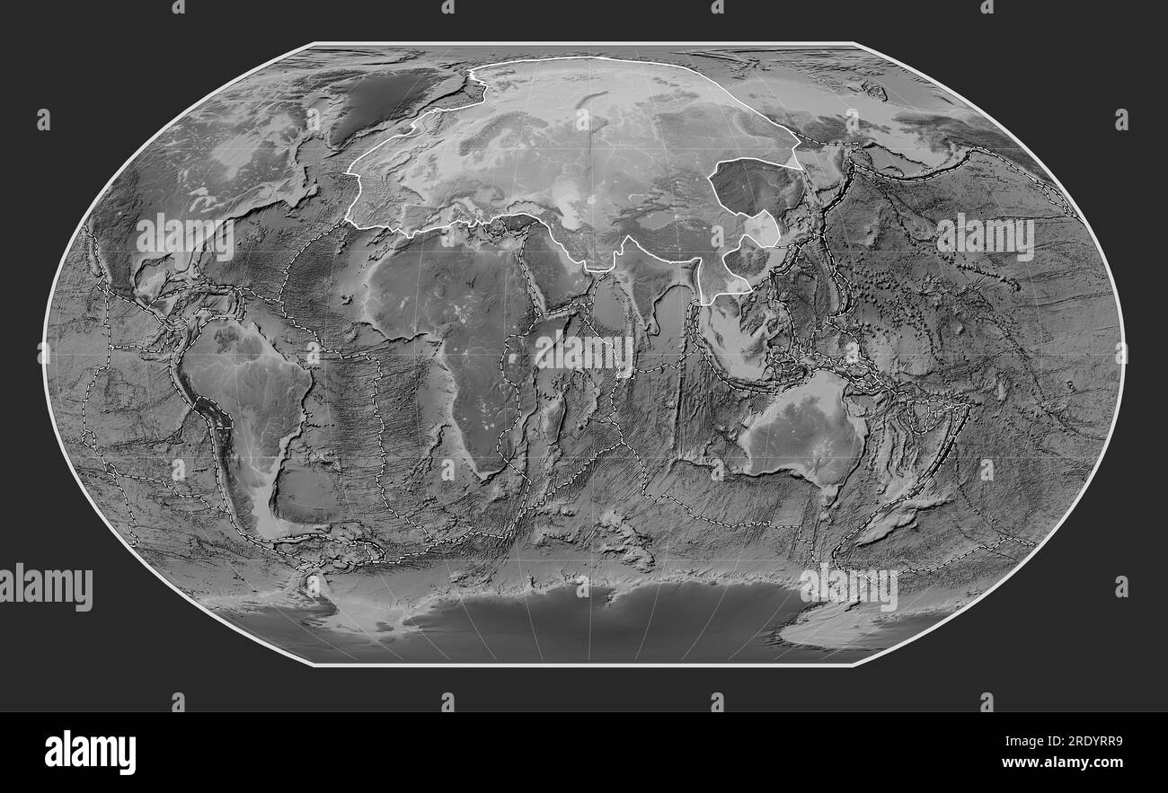 Eurasische tektonische Platte auf der Graustufenhöhenkarte in der meridional zentrierten Kavrayskiy VII-Projektion. Begrenzungen anderer Platten Stockfoto