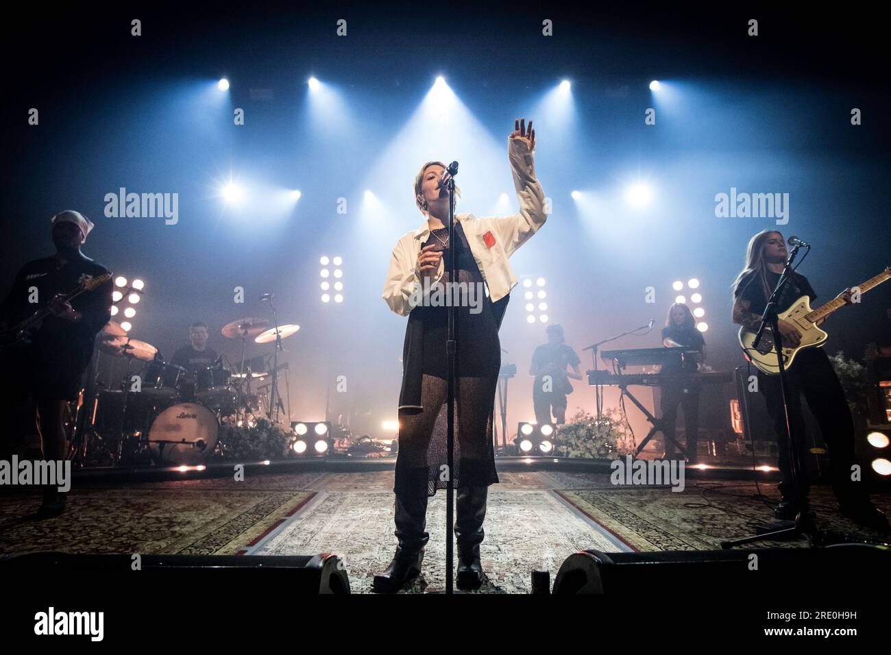 Kopenhagen, Dänemark. 18., Juni 2023. Die amerikanische Sängerin, Songwriterin und Musikerin Maggie Rogers führt ein Live-Konzert im VEGA in Kopenhagen auf. (Foto: Gonzales Photo - Thomas Rasmussen Stockfoto