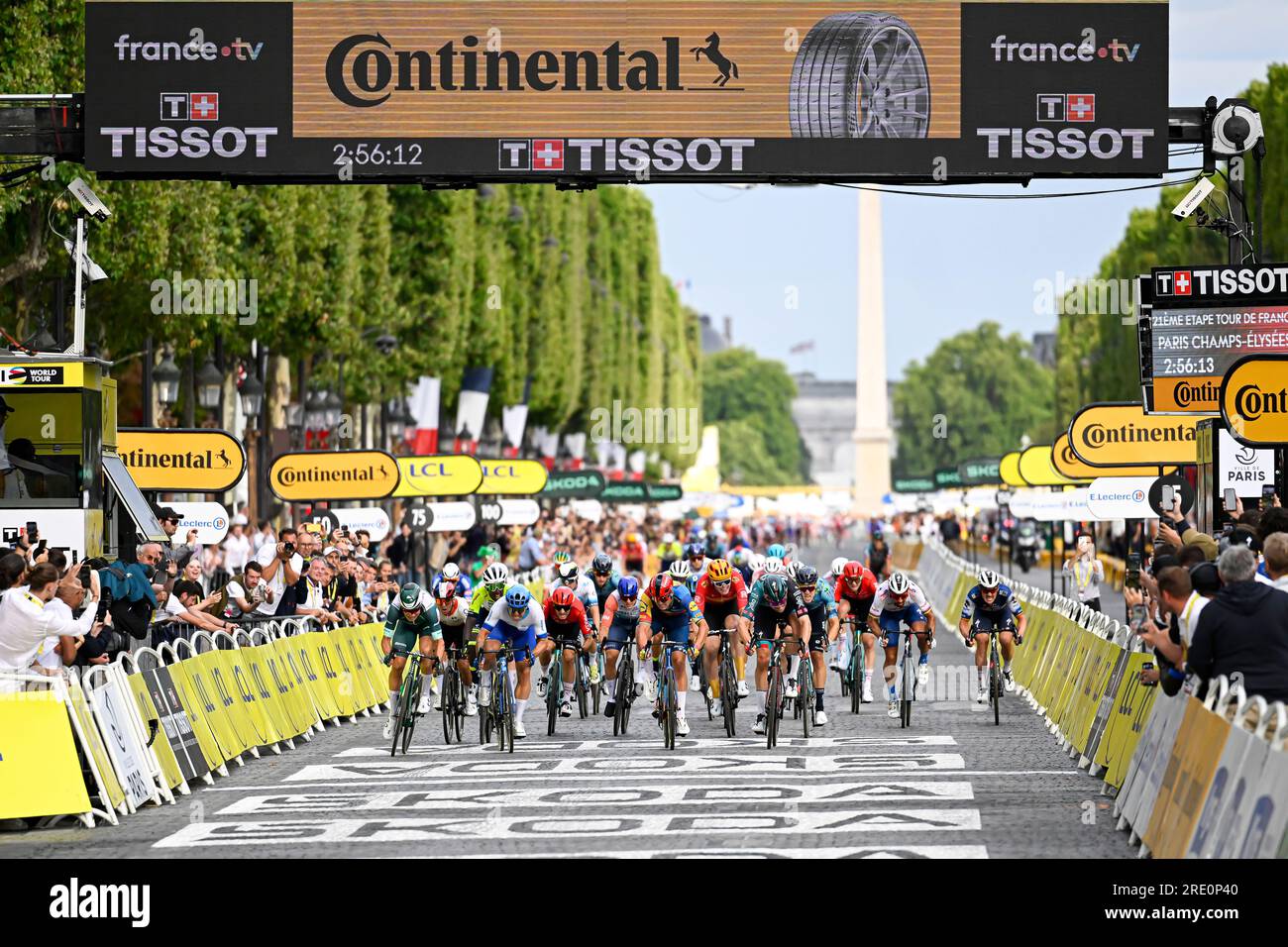 Jordi Meeus (Bora-Hansgrohe) gewinnt den Sprint in der Phase 21 der Tour de, Frankreich. , . In Paris, Frankreich. Kredit: Victor Joly/Alamy Live News Stockfoto
