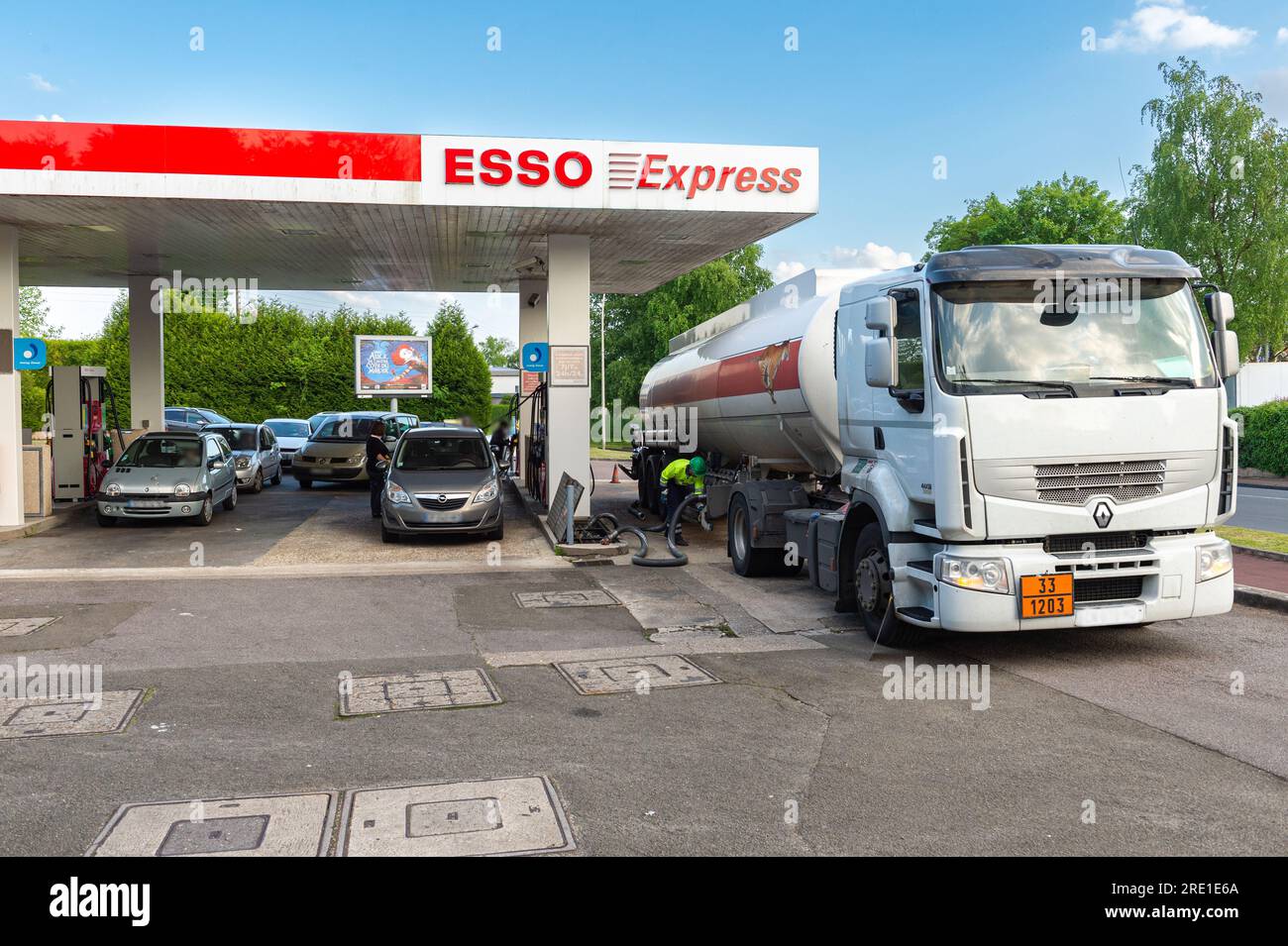 Esso tankstellen -Fotos und -Bildmaterial in hoher Auflösung – Alamy