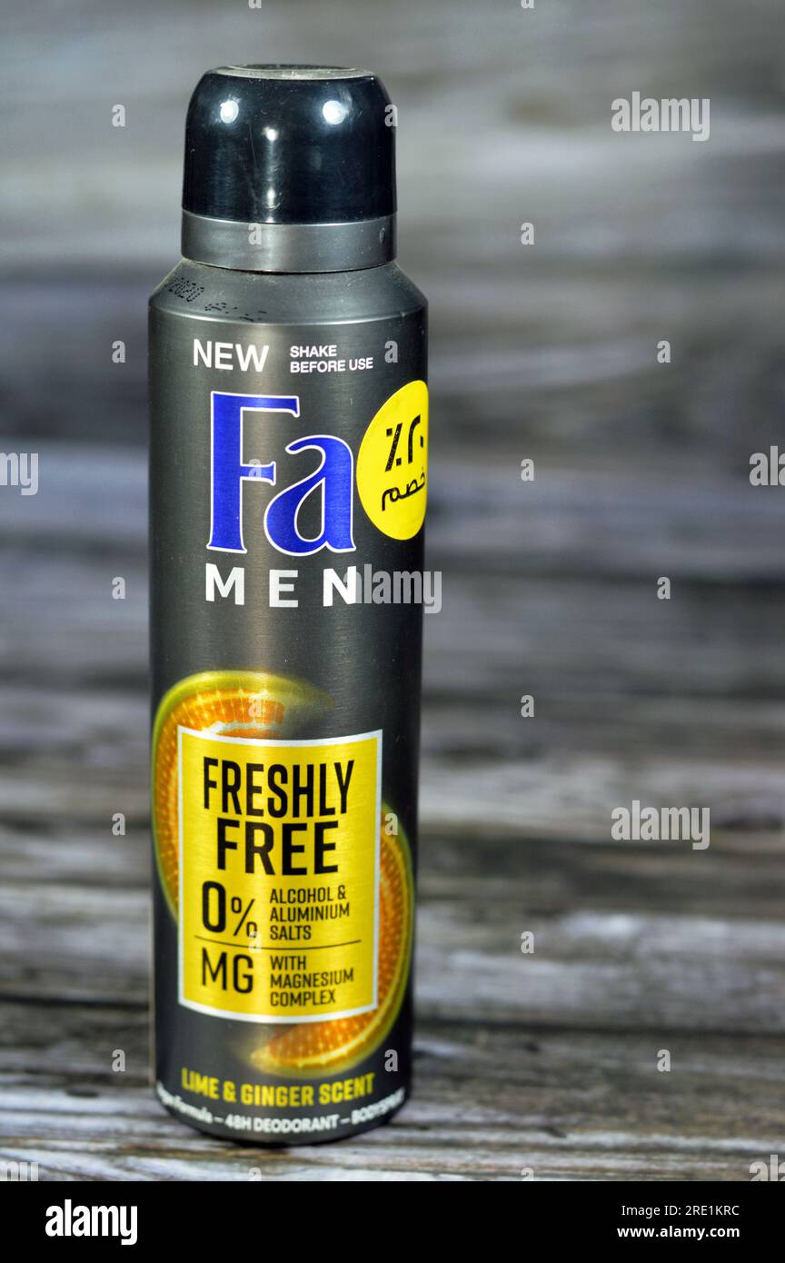 Gizeh, Ägypten, Juli 21 2023: Fa men Sprayer Limette and Ingwerduft, Fa ist eine internationale Marke für Körperpflegeprodukte, eine Tochtergesellschaft der deutschen Compa Stockfoto