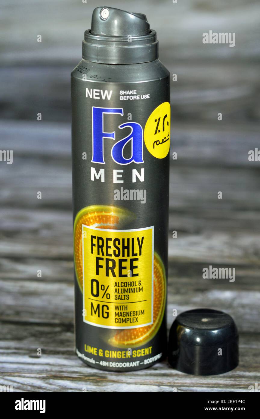 Gizeh, Ägypten, Juli 21 2023: Fa men Sprayer Limette and Ingwerduft, Fa ist eine internationale Marke für Körperpflegeprodukte, eine Tochtergesellschaft der deutschen Compa Stockfoto