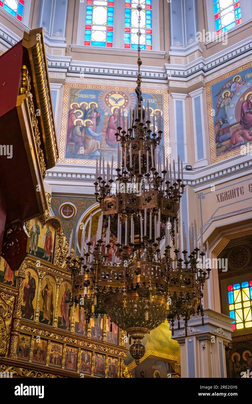 Russian chandelier Fotos und Bildmaterial in hoher Auflösung Alamy