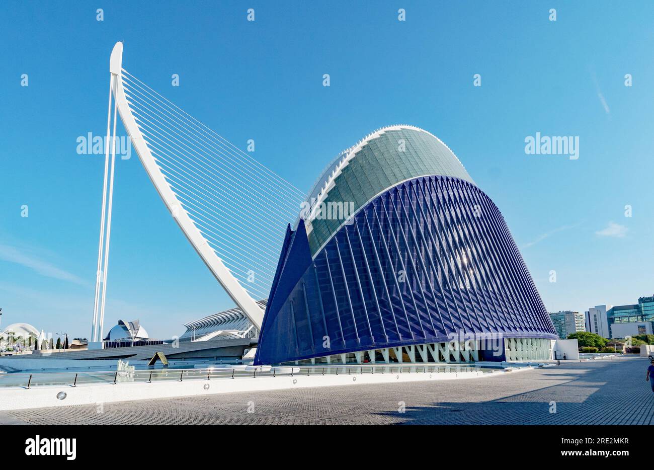 Caixa Forum - Agora - Sererria-Brücke - Valencia Stockfoto