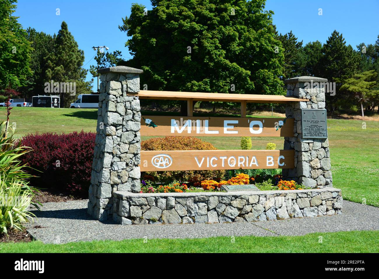 Das „Mile Zero“-Schild in Victoria BC, Kanada, ist der Anfang des Trans Canada Highway Stockfoto