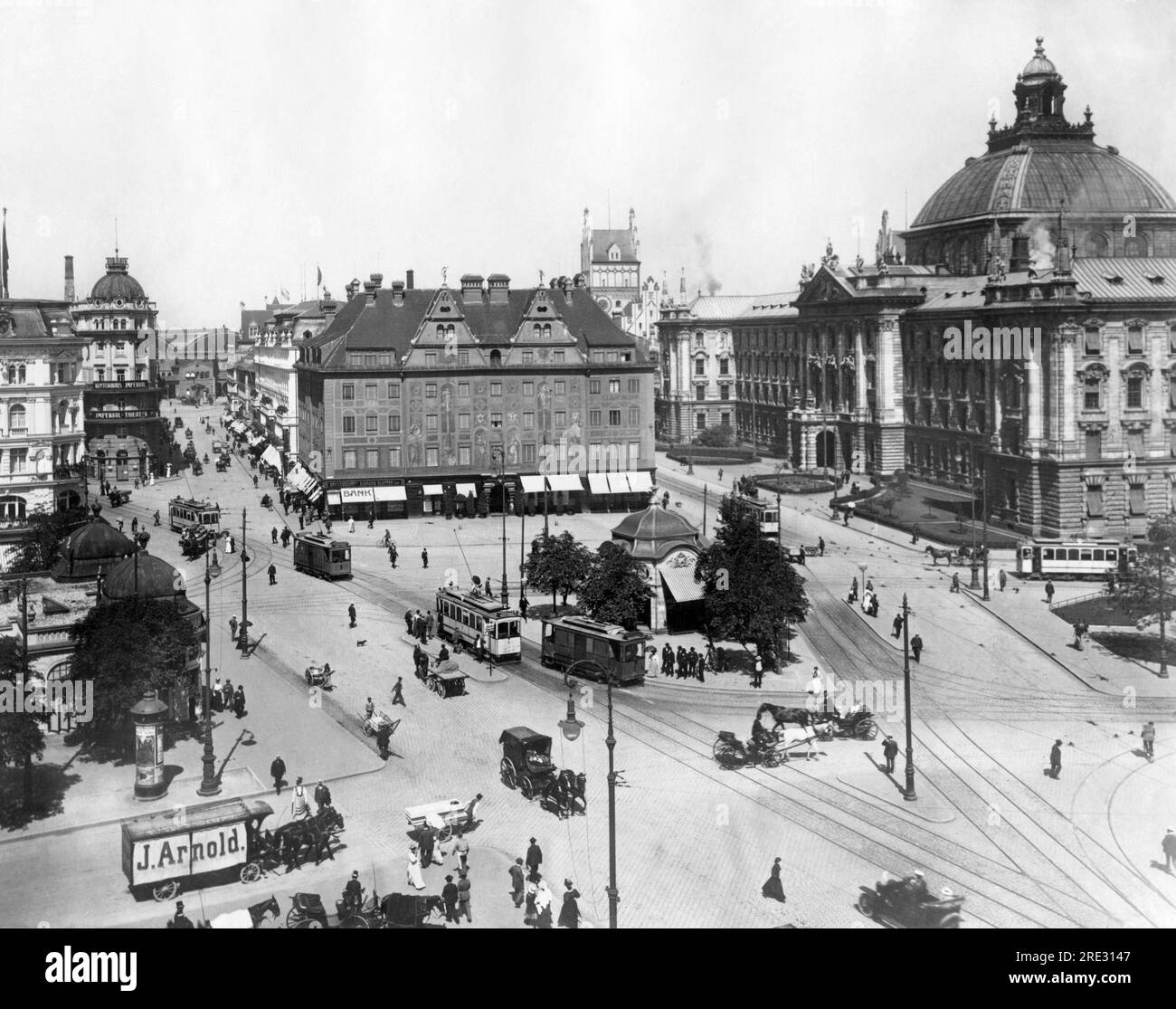 München, Deutschland: 9. November 1923 der öffentliche Platz in München, der das Zentrum des bayerischen Royalistischen Aufstandes gestern Abend war, der anscheinend gescheitert ist. Die "Bierhalle Putsch" wurde von Ludendorff und Hitler geleitet. Stockfoto