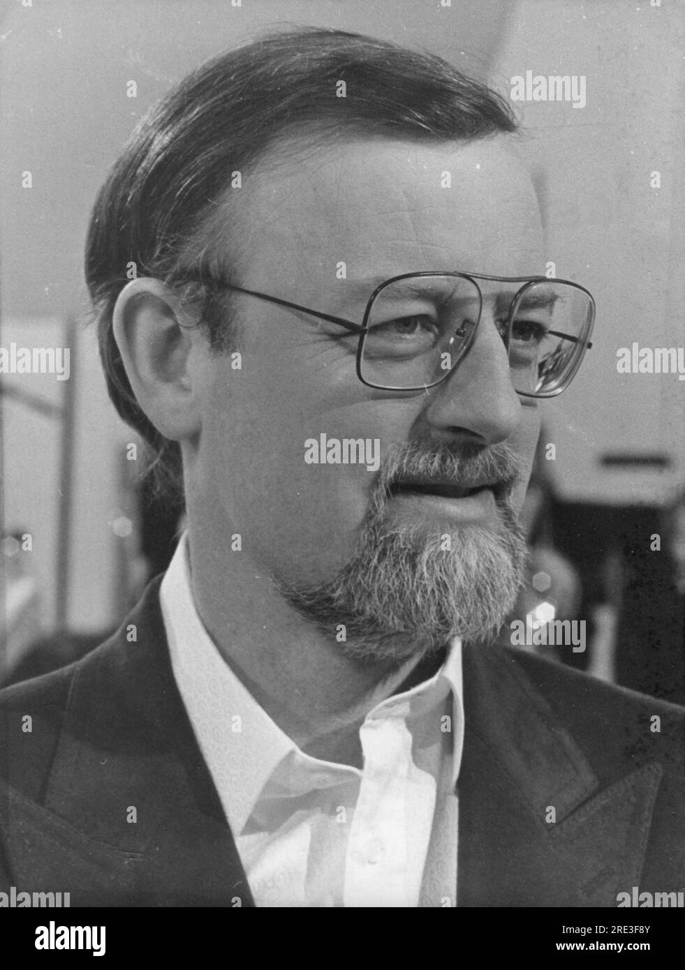 Whittaker, Roger, * 22,3.1936, britischer Sänger, während einer Aufführung, DEUTSCHLAND, CIRCA 1980, ZUSÄTZLICHE-RECHTE-FREIGABE-INFO-NICHT-VERFÜGBAR Stockfoto