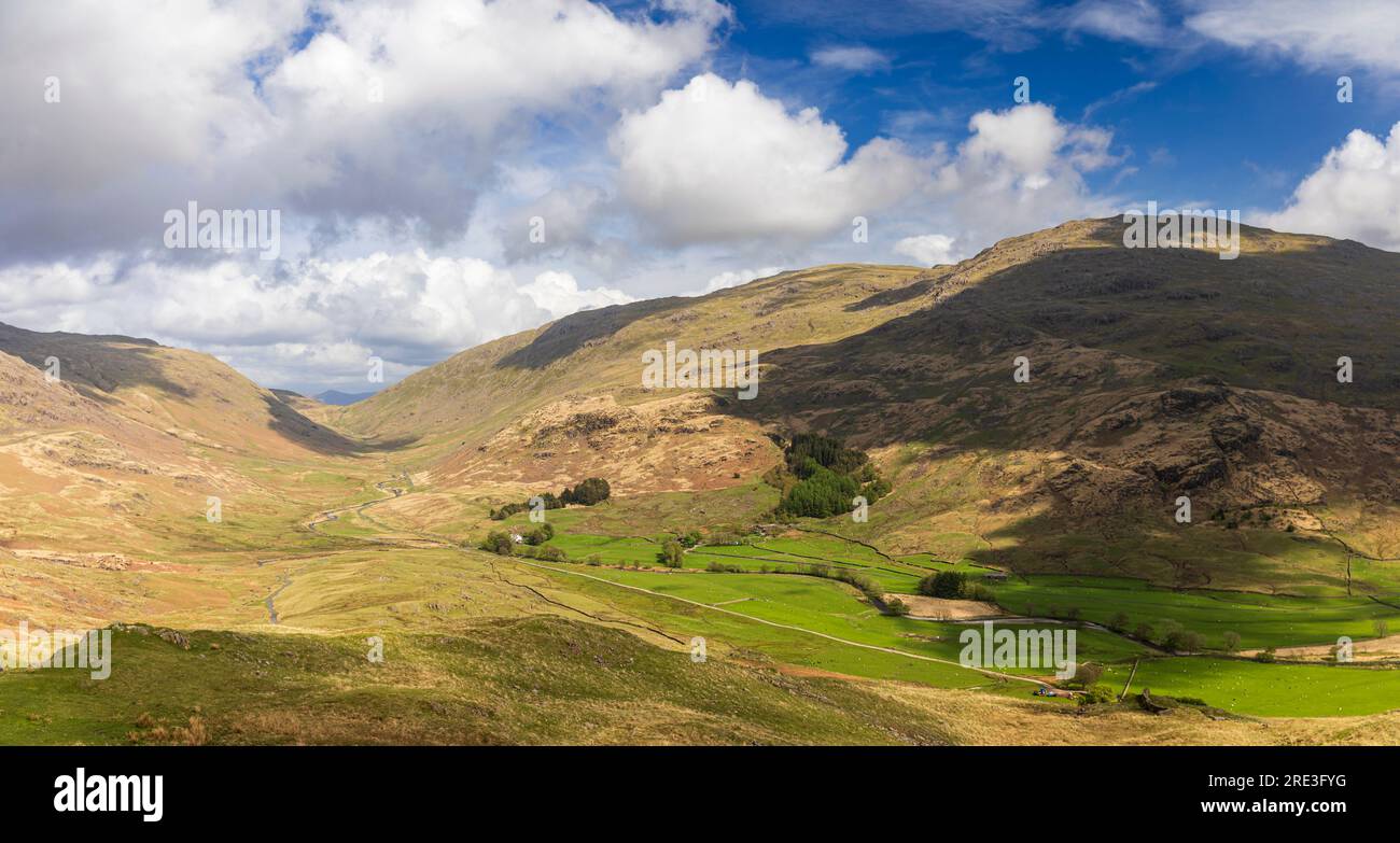Hardknott Pass zwischen Eskdale und dem Duddon Valley im Lake District Cumbria Nordost England UK Stockfoto