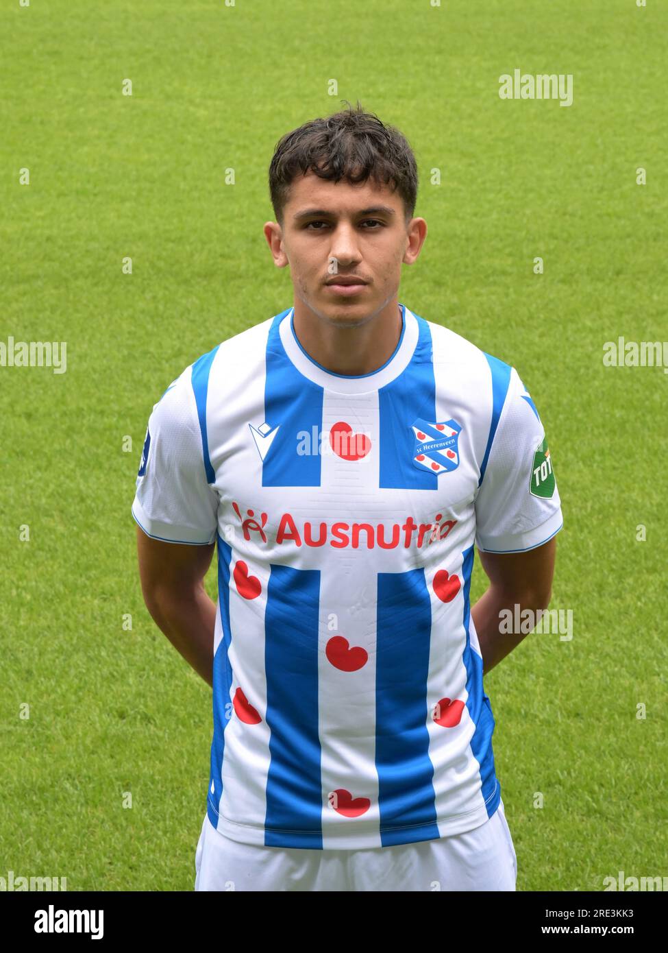 HERENVEEN - Osame Sahraoui während des Fotopressetages von sc Heerenveen im Abe-Lenstra-Stadion am 24. Juli 2023 in Heerenveen, Niederlande. AP | niederländische Höhe | GERRIT VON KÖLN Stockfoto
