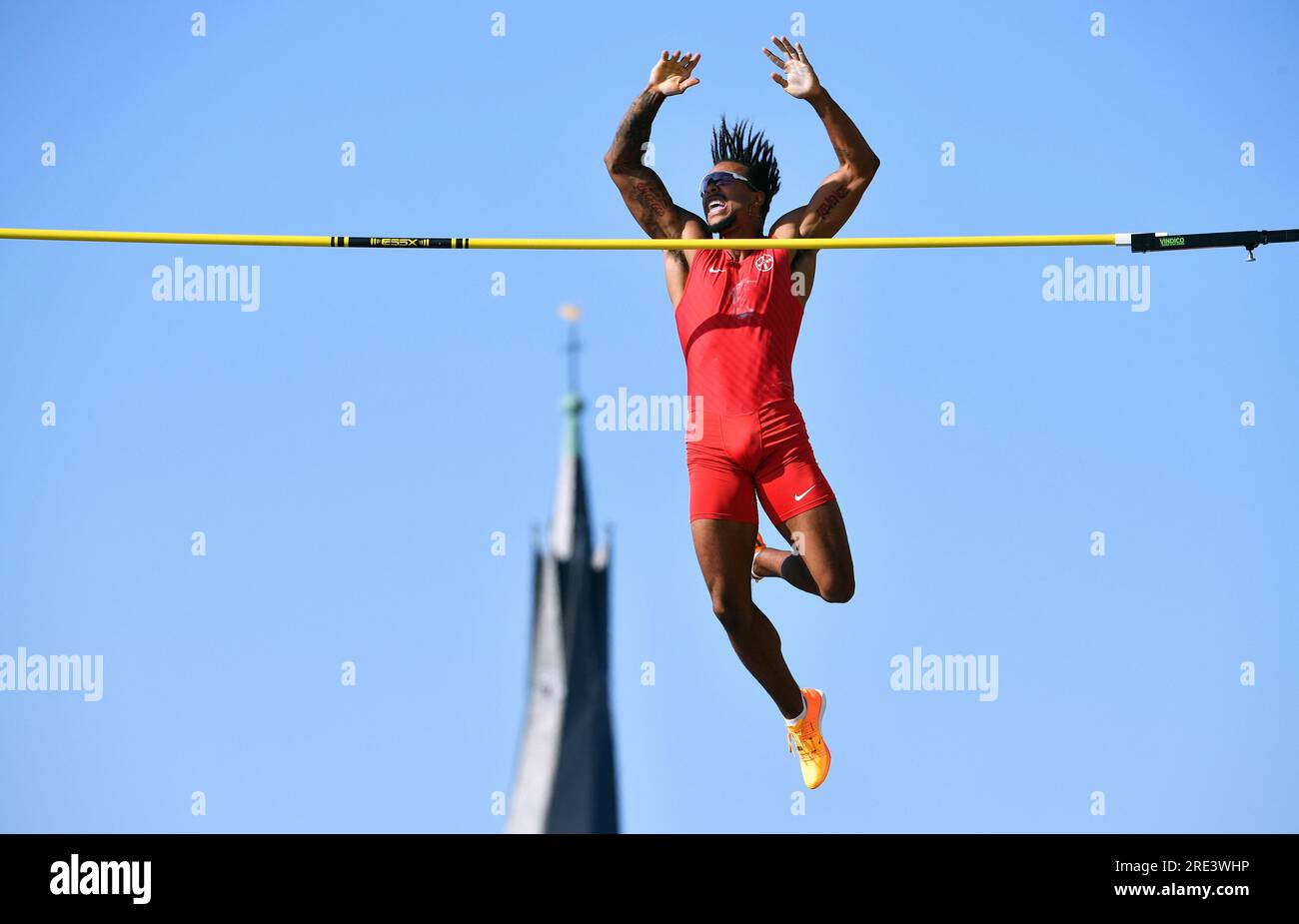 Finale, Deutsche Meisterschaft, Männerpostengewölbe auf der Rhein-Landpromenade Düsseldorf; Deutscher Champion 2023, Bo Kanda Lita Baehre (TSV Bayer 04 Leverkusen) Stockfoto