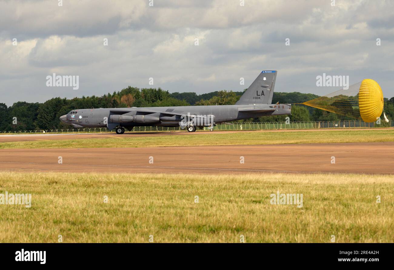 USAF Boeing B-52H Stratofortress Ankunft am Royal International Air Tattoo 2023 Stockfoto
