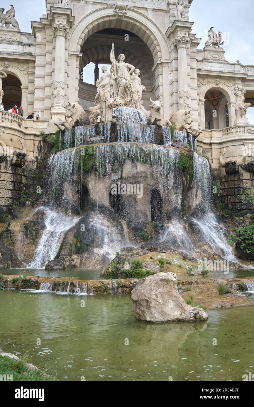 Wasserbrunnen im Palais Longchamp in Marseille, Frankreich Stockfoto