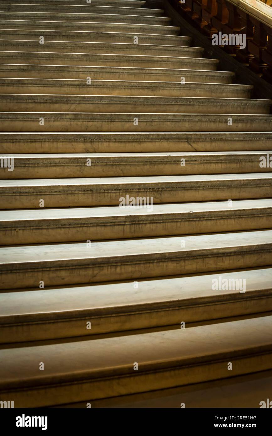 Detail der Treppe im Palais Garnier, einem berühmten Opernhaus, Paris, Frankreich Stockfoto