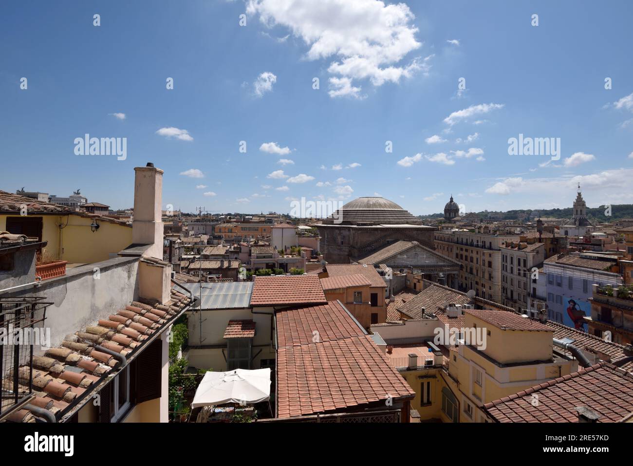 Dächer und Pantheon, Rom, Italien Stockfoto