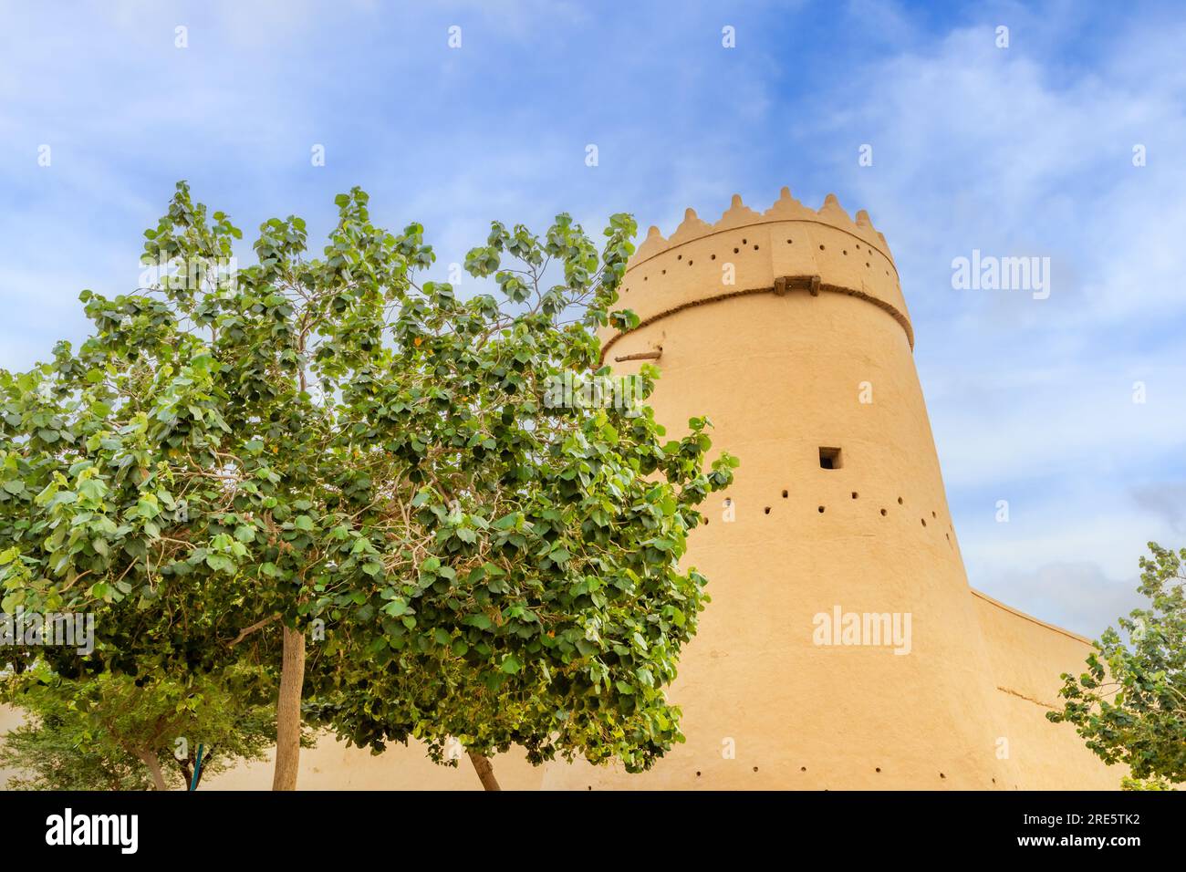 Festungsturm und Mauern von Masmak, Viertel Qasr al-Hukm, Al Riad, Saudi-Arabien Stockfoto