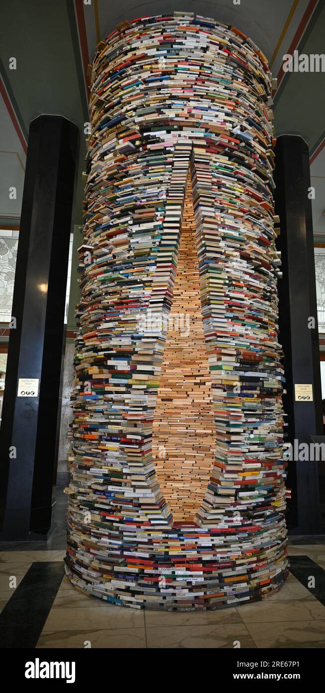 'Idiom' Bücherturm Prag Stockfoto