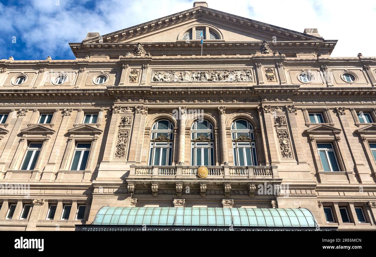 Berühmtes Teatro Colon oder Columbus Theatre Building Außenfassade, Hauptparadies des Opernhauses in Buenos Aires, Stadtzentrum Argentinien Stockfoto