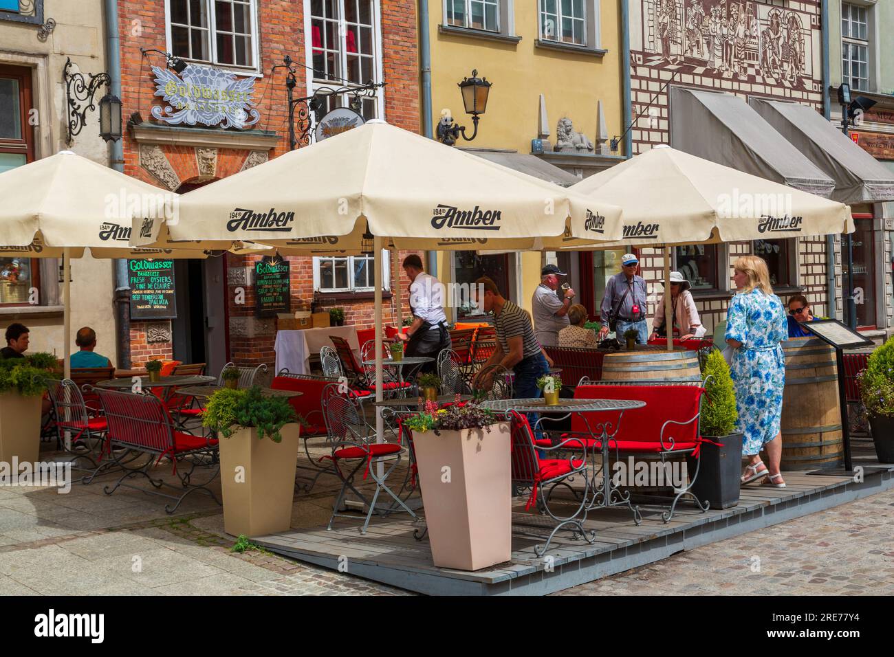 Café auf der Dluga Straße, Altstadt Danzig, Polen, Europa Stockfoto