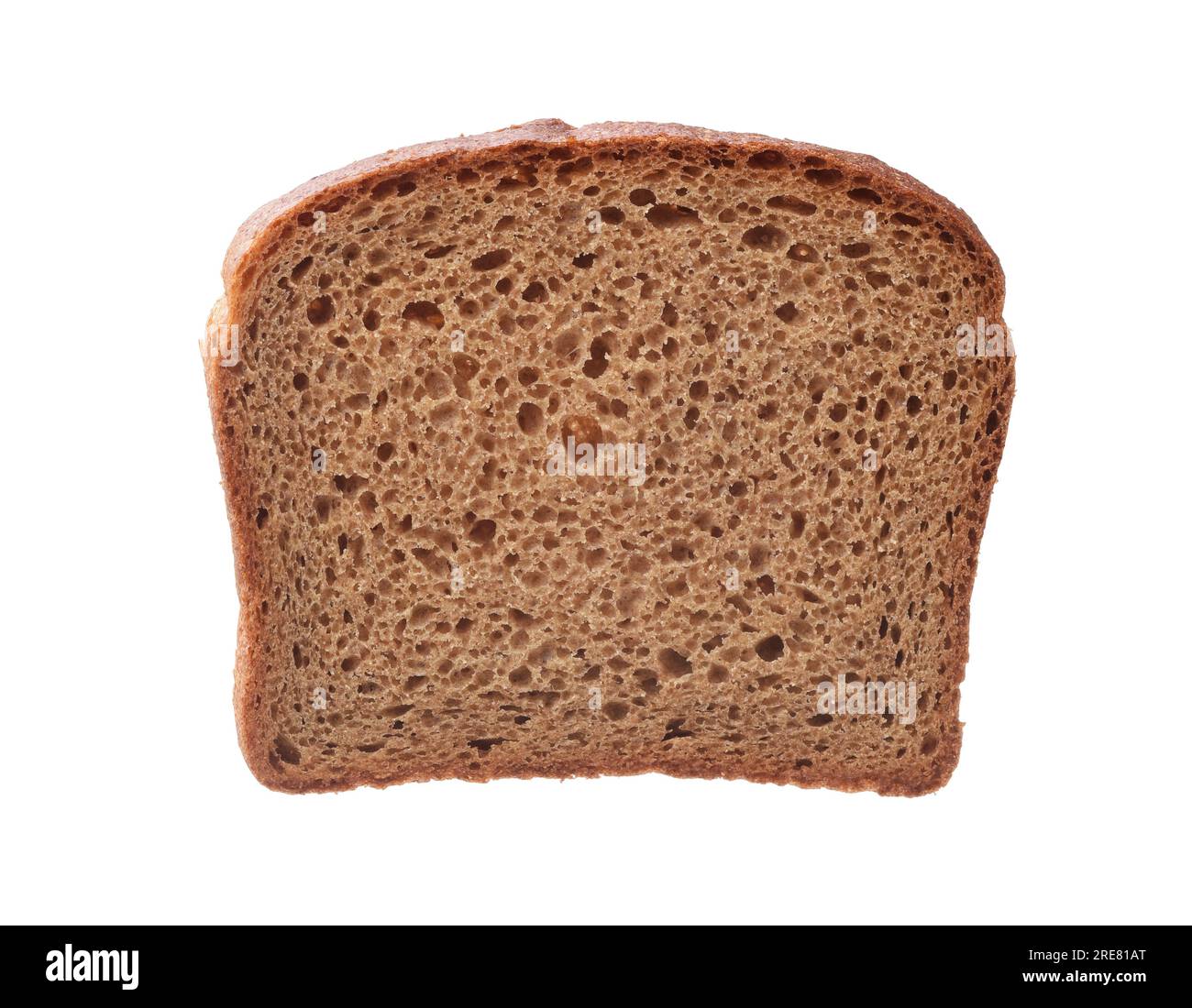Vorderansicht einer einzelnen, auf weiß isolierten Roggenbrotscheibe Stockfoto