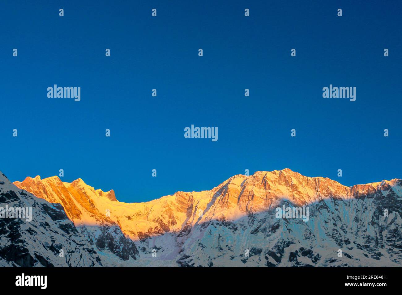 Sternenhimmel über Machhepuchare und Annapurna Base Camp - Nepal, Himalaya Stockfoto