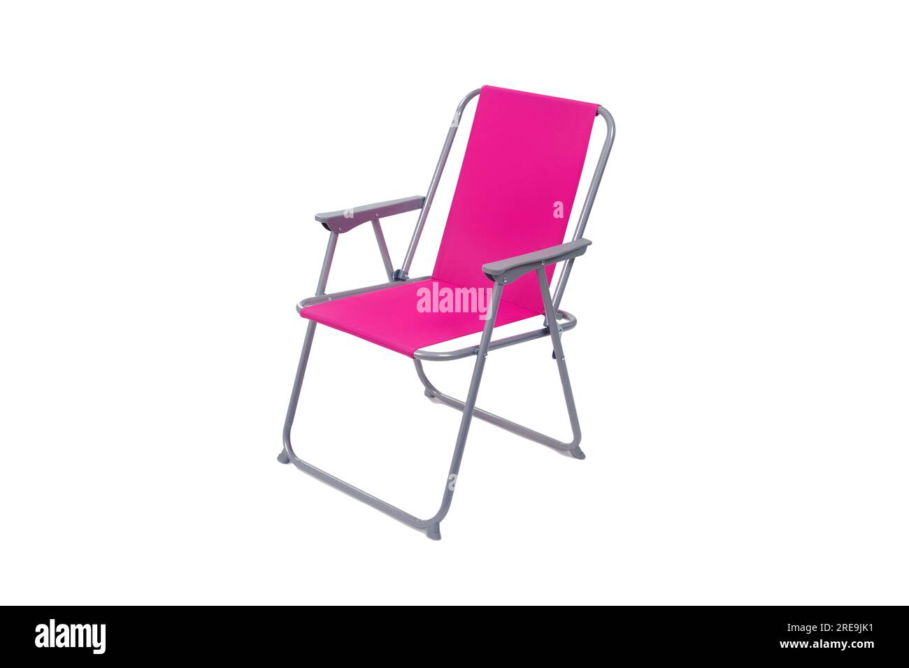 Ein entfaltbarer pinkfarbener Strandstuhl auf weißem Hintergrund Stockfoto