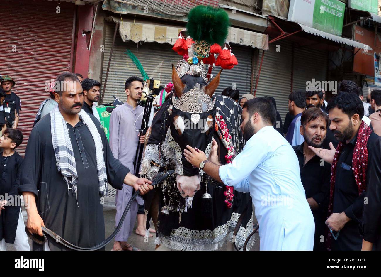 Hyderabad, Pakistan , 26. Juli 2023, Anhänger von Imam Hussain (A.S