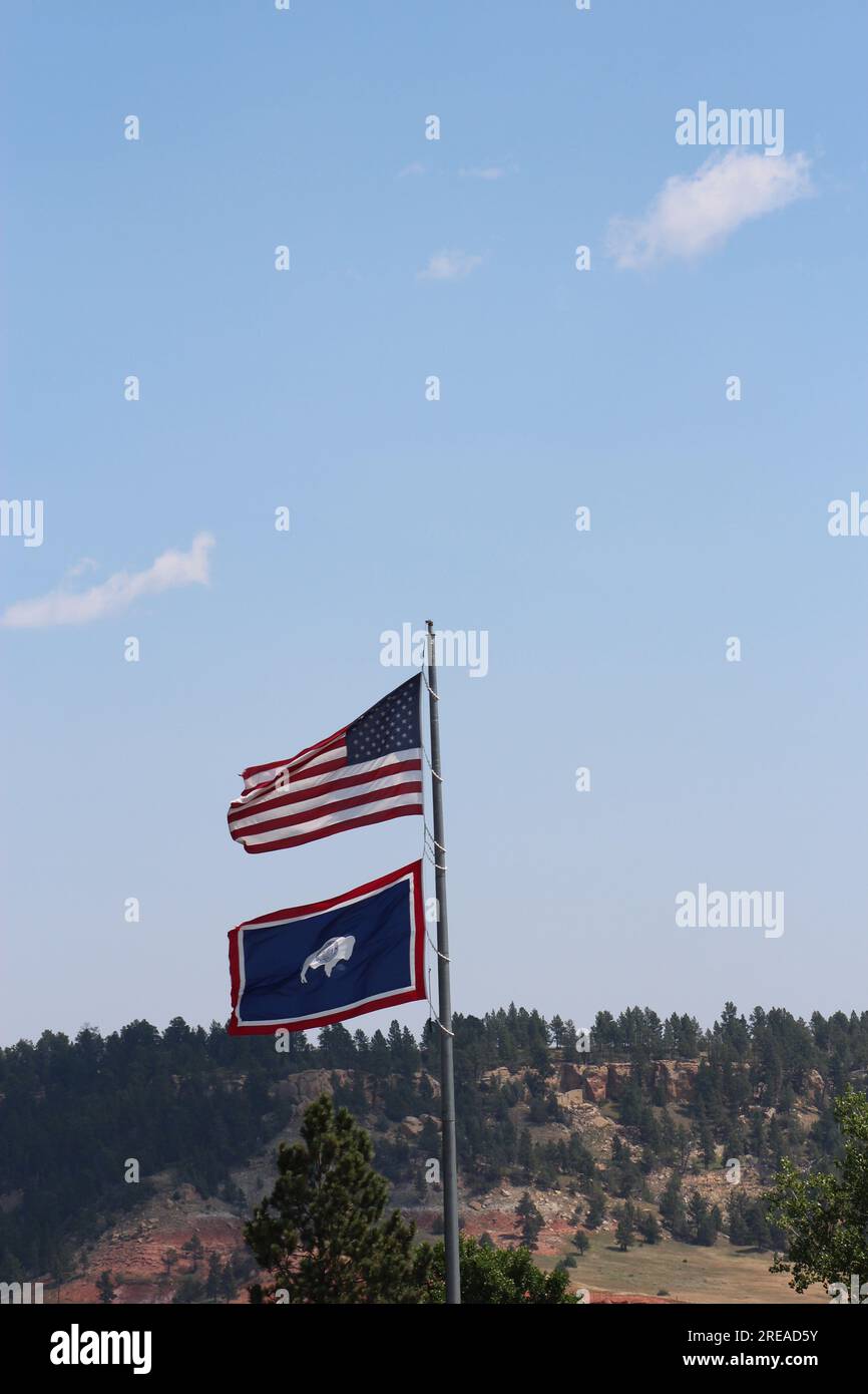 Fahnen fliegen in Wyoming Stockfoto