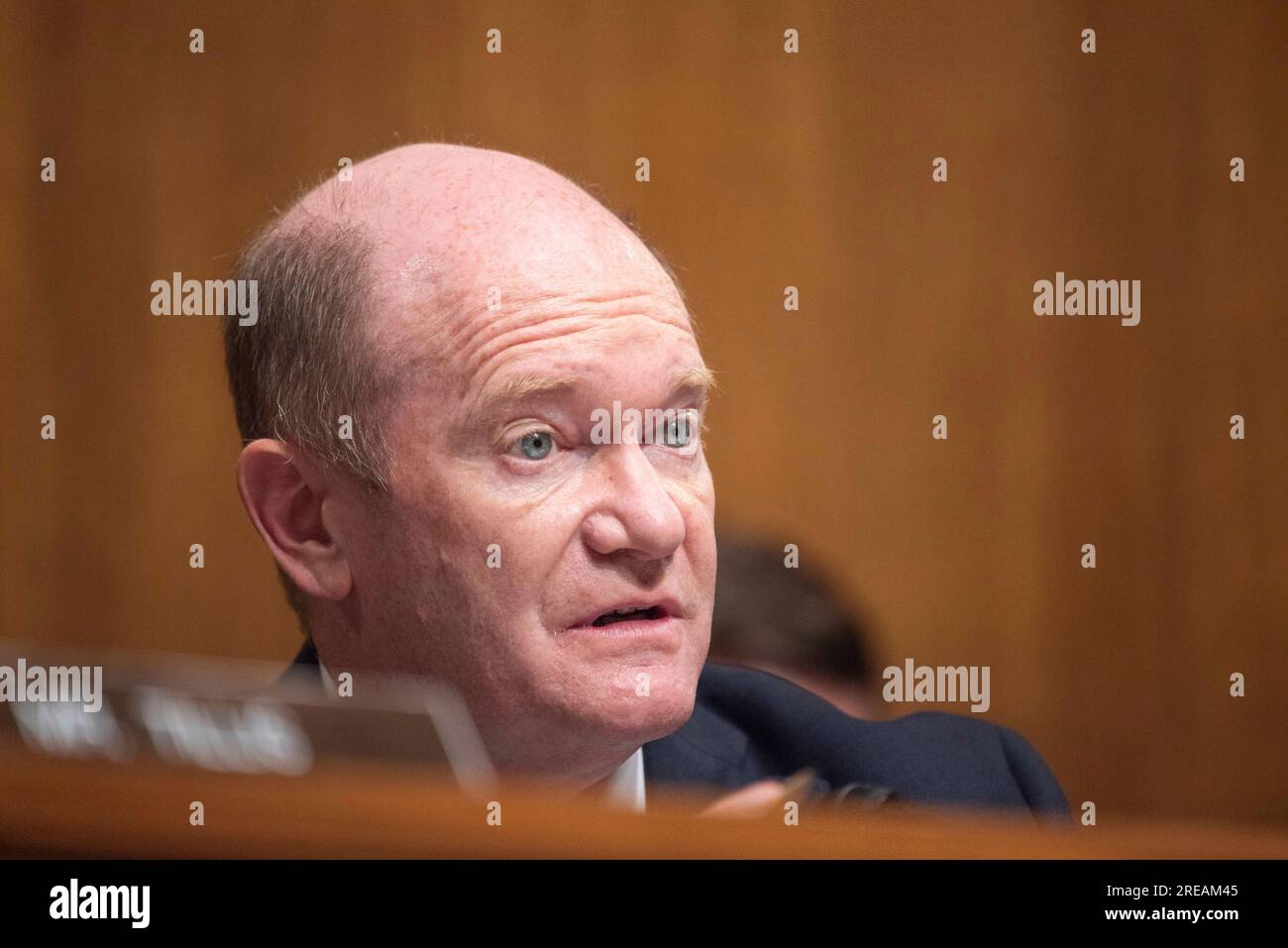 United States Senator Chris Coons (Demokrat von Delaware), Vorsitzender, US Senate Select Committee on Ethics bei einer Anhörung des Senats Judiciary Subcommittee on Intellectual Property zur Prüfung des United States Patent and Trademark Office in Washington, DC am Mittwoch, den 26. Juli 2023. Kredit: Annabelle Gordon/CNP Stockfoto