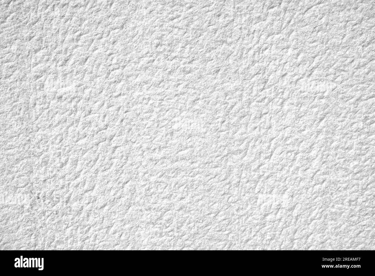 Mercedes Benz Schlüsselanhänger auf einer weißen Marmor Oberfläche  Stockfotografie - Alamy