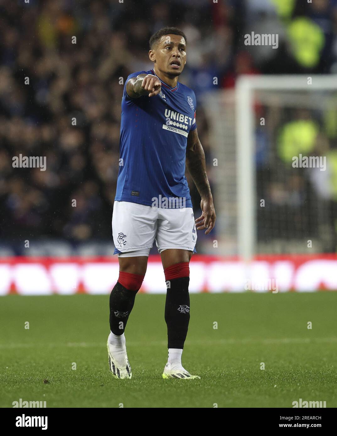 Glasgow, Großbritannien. 26. Juli 2023. James Tavernier von Rangers während des Fußballspiels zwischen Rangers und Olympiacos im Ibrox Stadium in Glasgow, Schottland. (Foto: Sports Press Photo/Sports Press Photo/C - FRIST VON EINER STUNDE - FTP NUR AKTIVIEREN, WENN BILDER WENIGER ALS EINE STUNDE ALT sind - Alamy) Guthaben: SPP Sport Press Photo. Alamy Live News Stockfoto