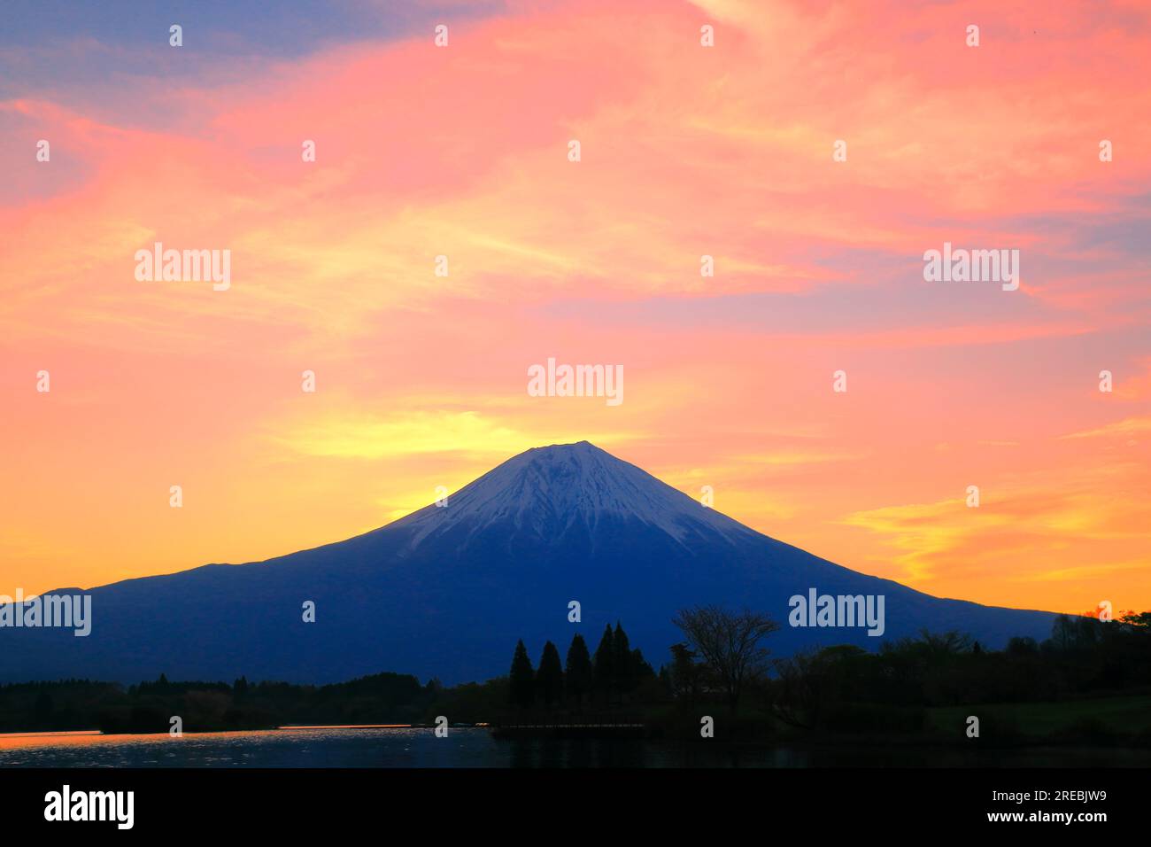 Dawn und Mt. Stockfoto