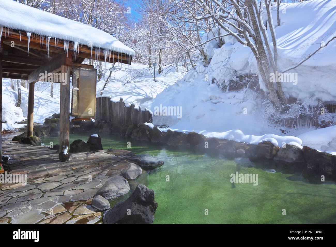 Ganiba Onsen heiße Quelle im Winter Stockfoto