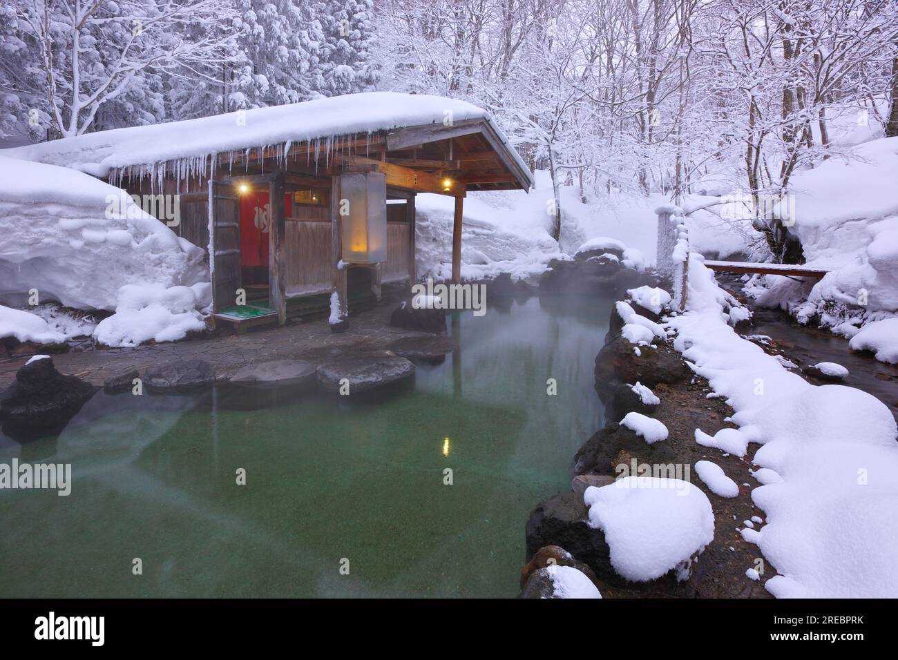 Ganiba Onsen heiße Quelle im Winter Stockfoto