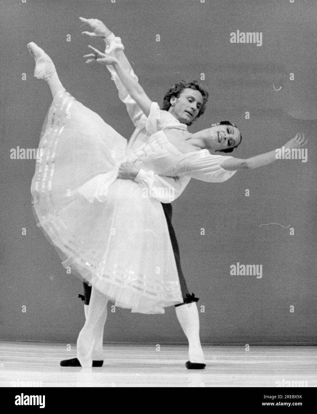 Vamos, Youri, * 21.11.1946, ungarische Tänzerin und Choreograf, mit Joyce Cuoco, ZUSÄTZLICHE-RECHTE-FREIGABE-INFO-NICHT-VERFÜGBAR Stockfoto