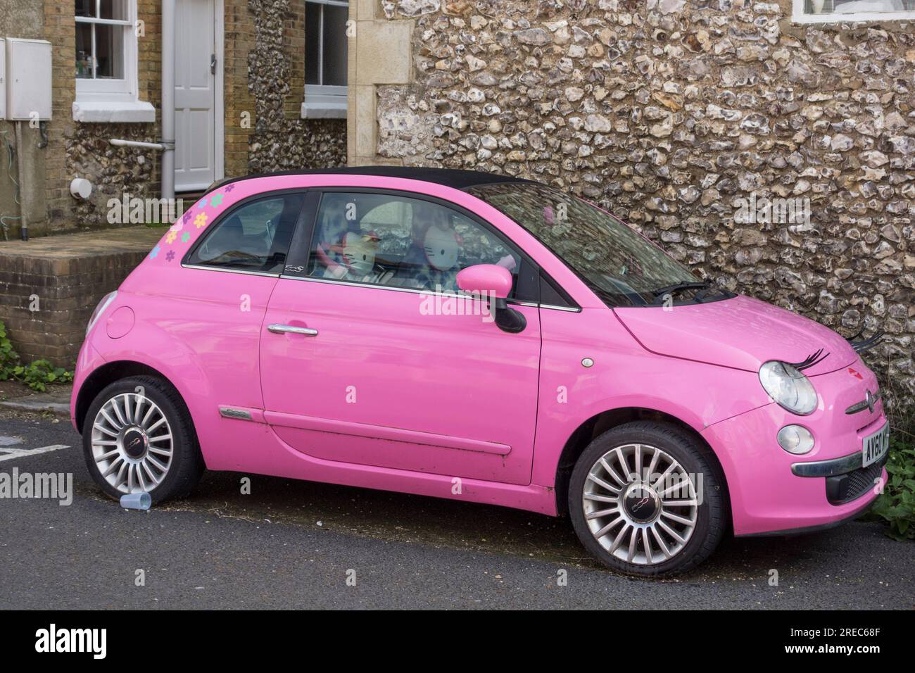 Pink Fiat 500, Ventnor, Isle of Wight, Vereinigtes Königreich Stockfoto