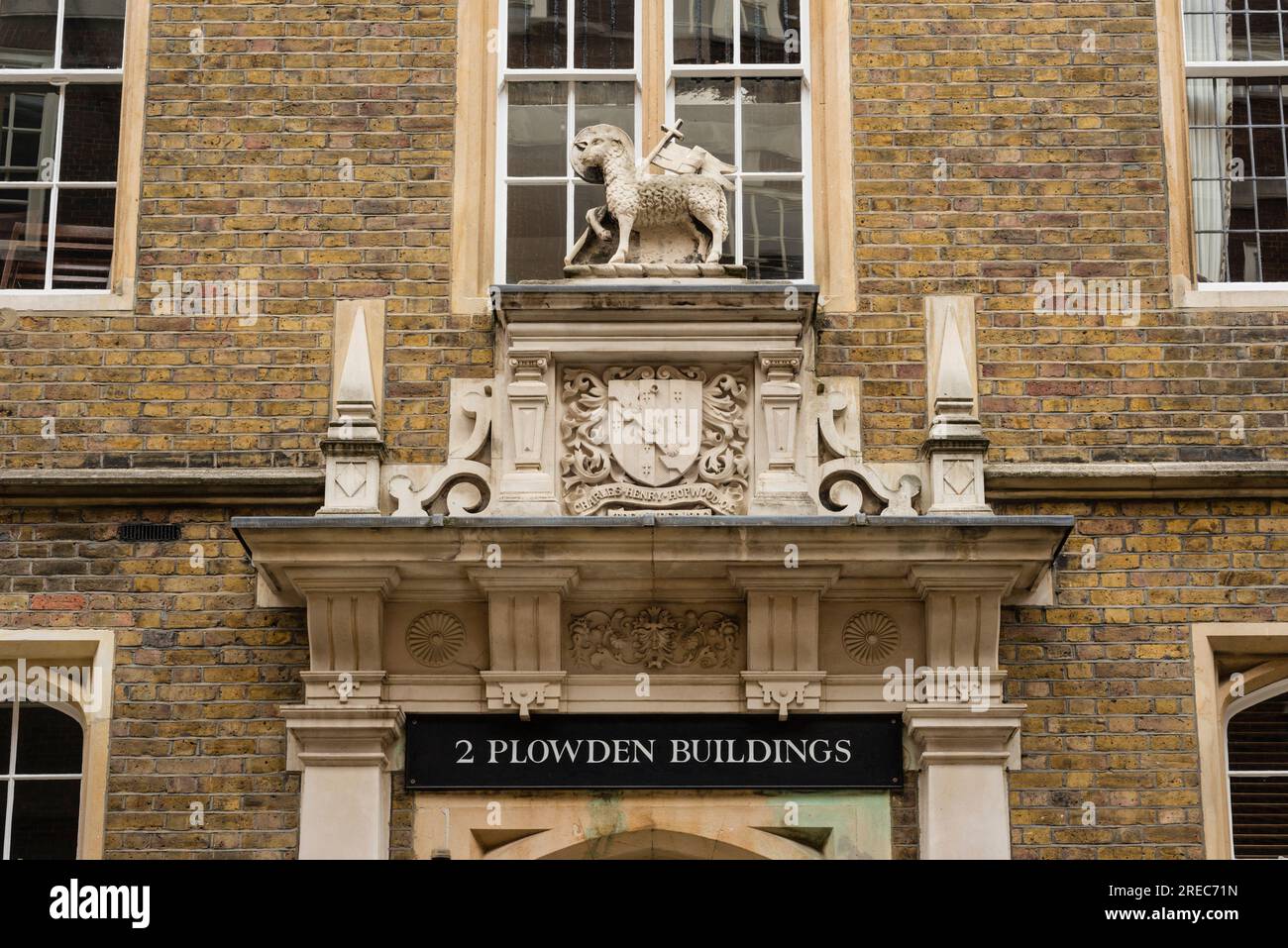 Plowden Buildings in Middle Temple Lane, London, Großbritannien Stockfoto