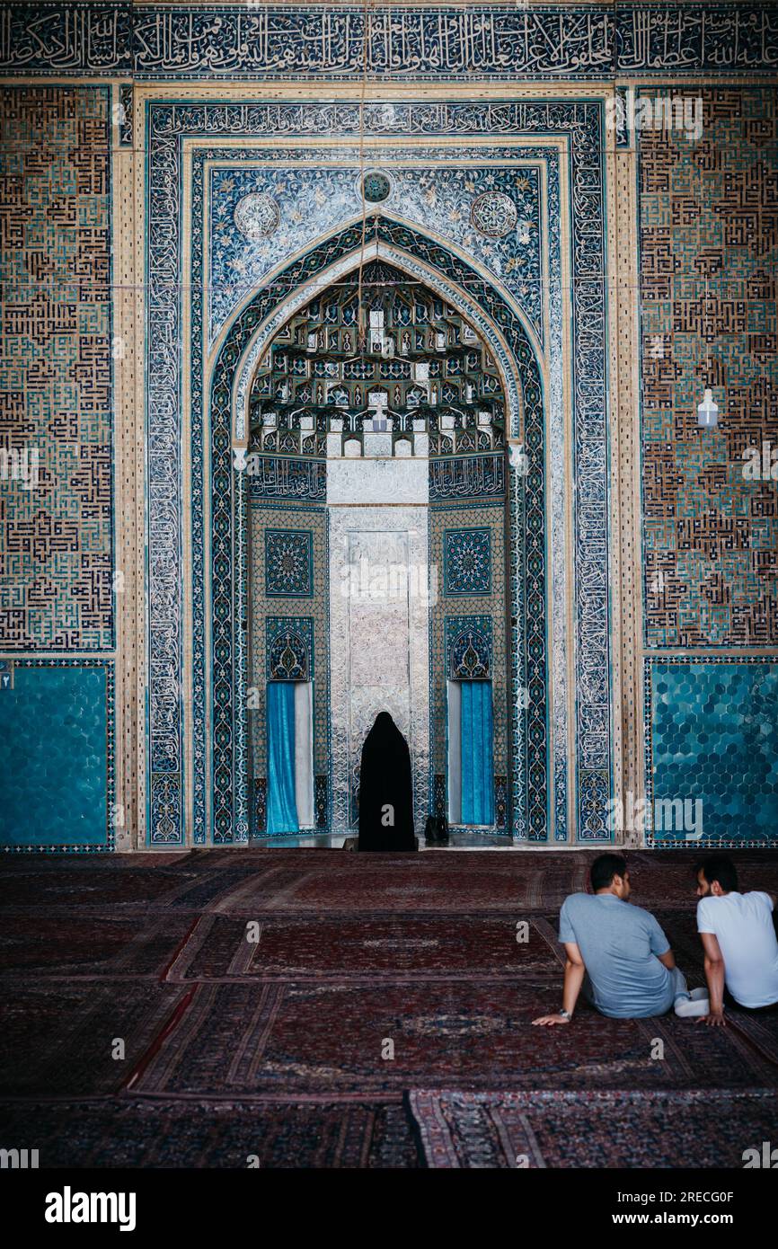 Die Jameh-Moschee stammt aus dem 12. Jahrhundert, wurde aber zwischen 1324 und 1365 größtenteils wieder aufgebaut. Seine Minarette sind die höchsten im Iran, gemessen Stockfoto