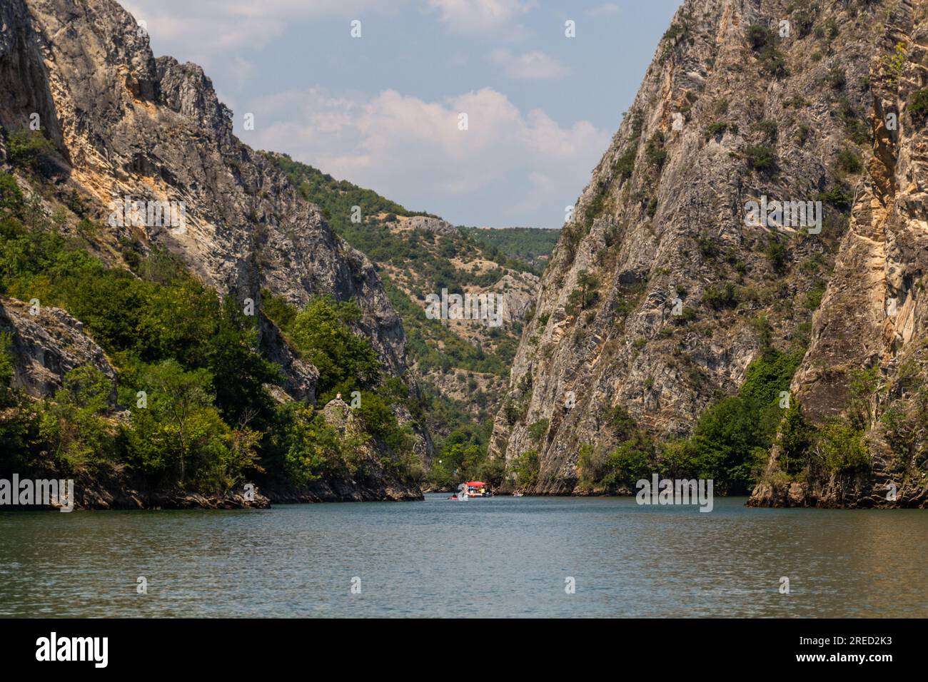 Blick auf den Matka Canyon in Nordmazedonien Stockfoto
