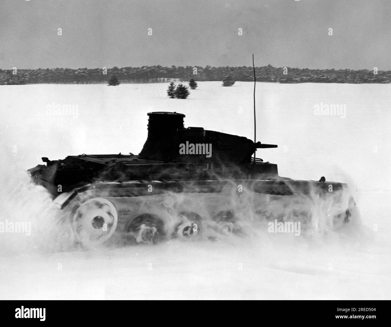 Deutsche Panzer während einer Übung, wahrscheinlich in Deutschland. Im Bild ein Vorserienmodell Panzer III Ausf. A. [automatisierte Übersetzung] Stockfoto