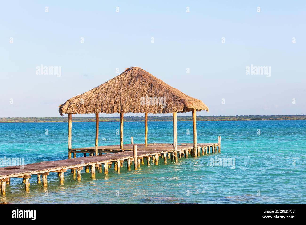 Wunderschöne Landschaft am Laguna Bacalar in Mexiko Stockfoto