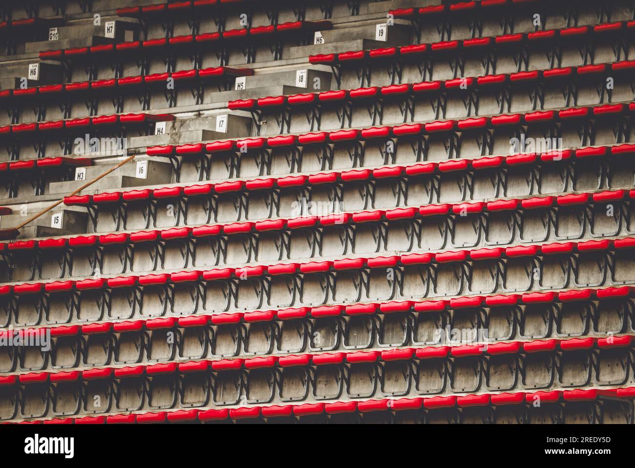 Stavelot, Belgien, 27/07/2023, Illustration, Haupttribünen während des Formel-1-MSC Cruises-Grand Prix 2023 in Belgien, 12. Runde der Formel-1-Weltmeisterschaft 2023 vom 28. Bis 30. Juli 2023 auf dem Circuit de Spa-Francorchamps in Stavelot, Belgien Stockfoto