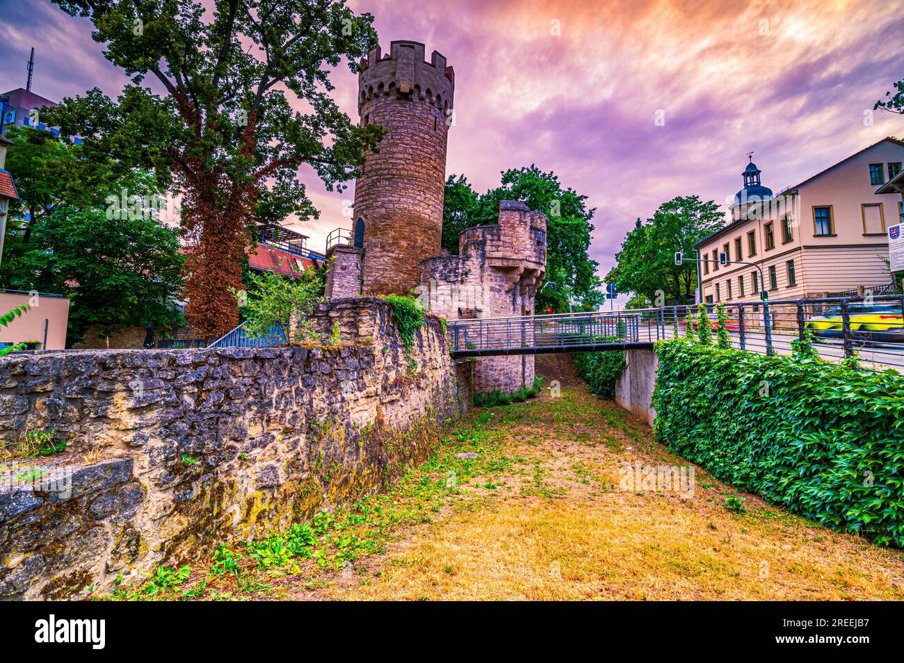 Blick auf die Festung Pulverturm, ehemalige Grenzbefestigung der Stadtmauer von Jena, Jena, Thüringen, Deutschland Stockfoto