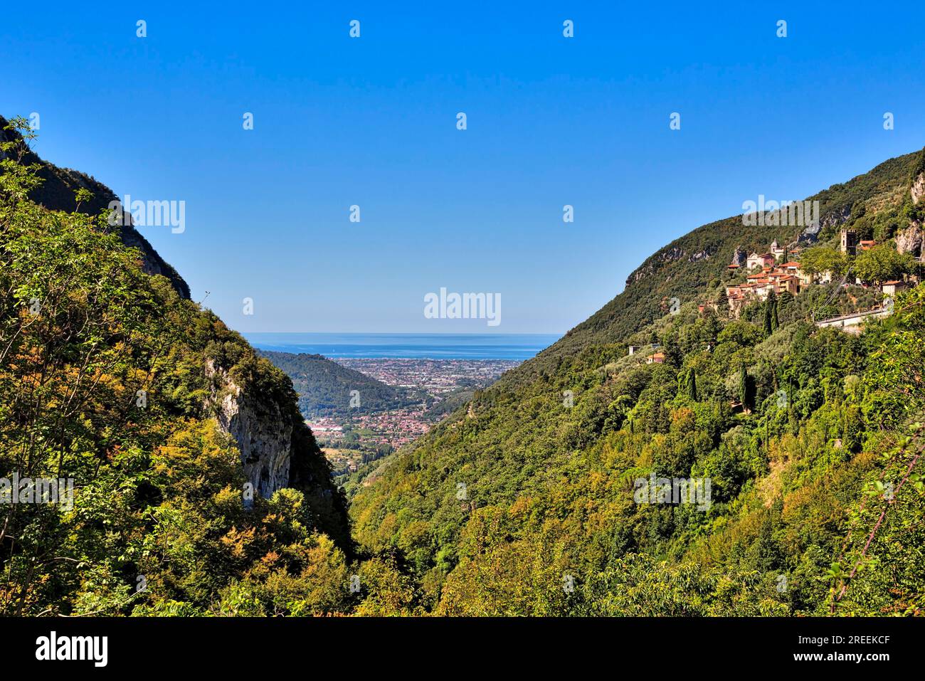 Italienische Landschaft mit Casoli und Viareggio, Toskana Italien Stockfoto