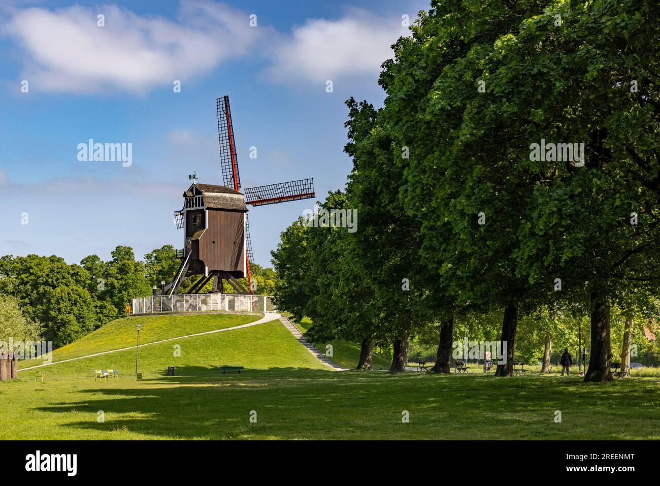 Sint-Janshuismolen, historische Windmühle, Gent-Brügge-Kanal, Brügge, Belgien Stockfoto