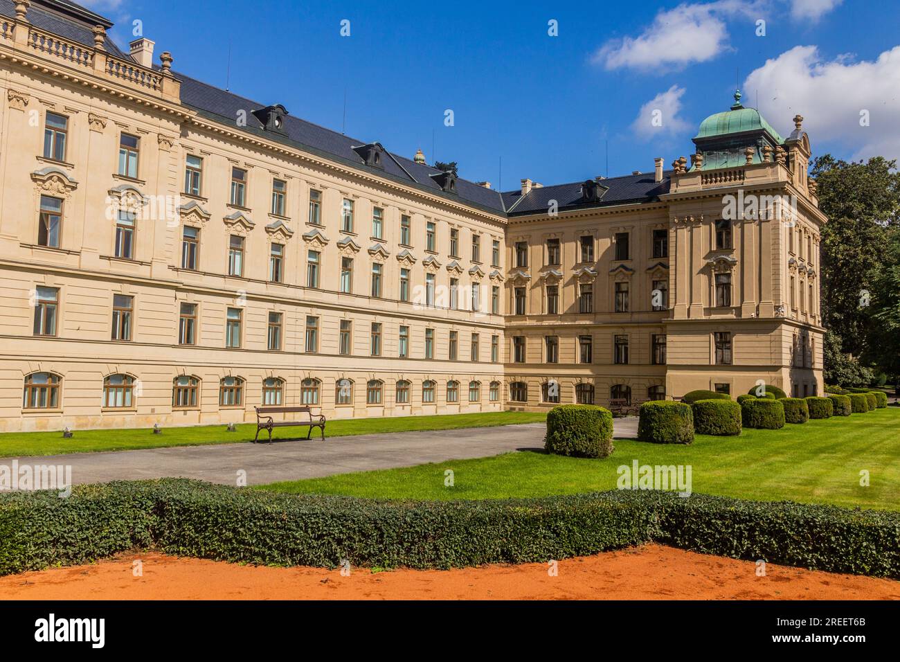 Strakova akademie in Prag, Sitz der tschechischen Regierung Stockfoto